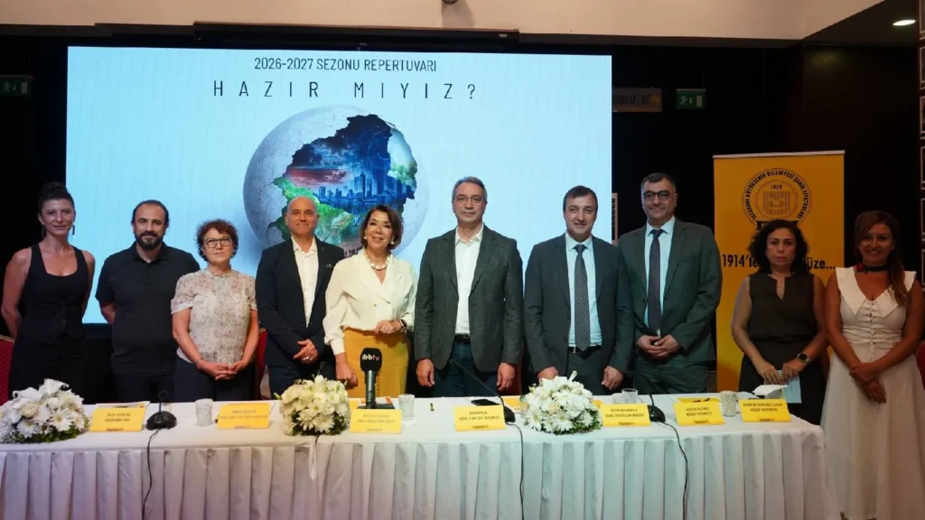 İBB Şehir Tiyatroları Yeni Sezonunu “Hazır mıyız” Diyerek Açıyor: Üç Yeni Oyun Seyirciyle Buluşacak İBB Şehir Tiyatroları basın toplantısı